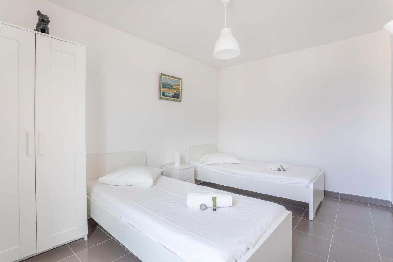 New Joliette Comfortable Apartment Well Located With Private Parking Марсель Экстерьер фото